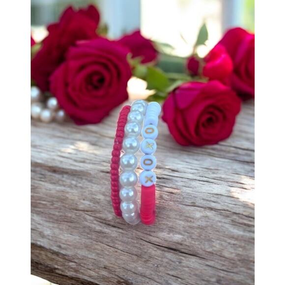 XOXO Red Valentines Bracelets - Set of 3 - Picture 1 of 3